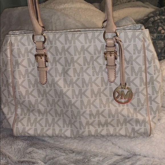 Michael Kors Tote - Picture 5 of 6
